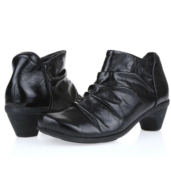 Naot Women Advance Glossy Ankle Leather Heels Boots shoes sz 40/9 - Picture 1 of 15